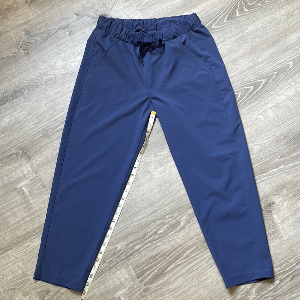 Under Armour nylon pant